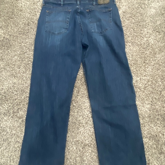 Men Wrangler Blue Jeans 36 x 29 Authentics Relaxed Fit Comfort Flex Carbon Color - Picture 10 of 10